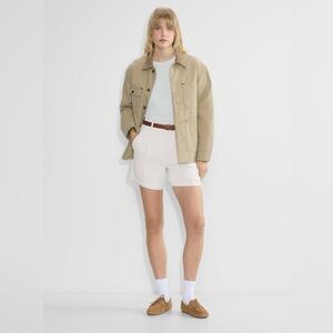 Aritzia The Effortless Short Mid-Thigh in Light Birch-Size 4